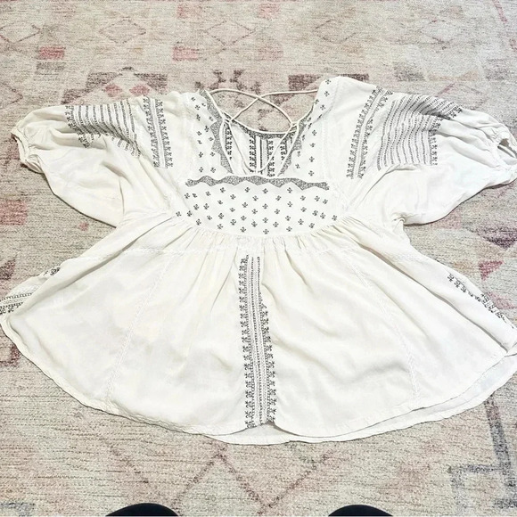Free People Wild One Embroidered Top in Ivory size XS - Picture 14 of 16